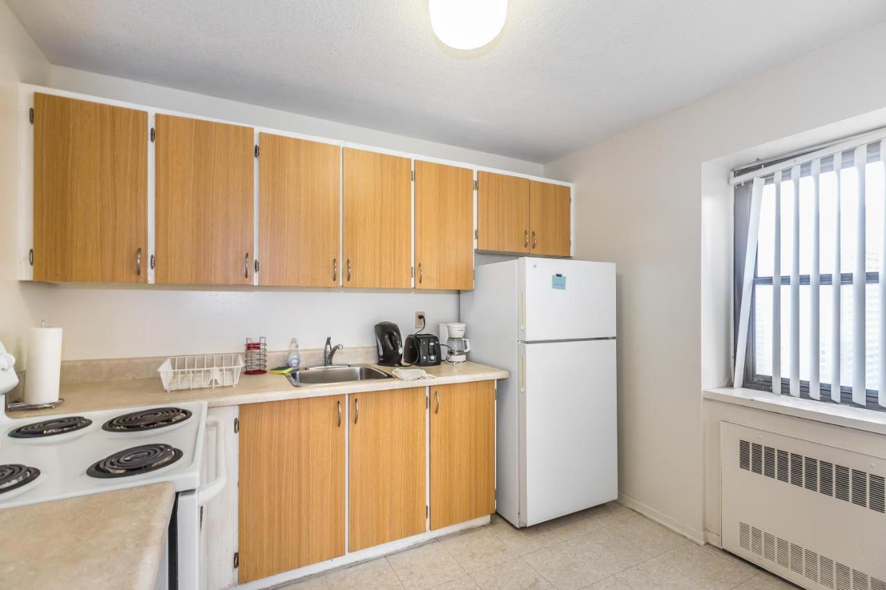 Toronto Furnished Living-Gerard Exterior foto